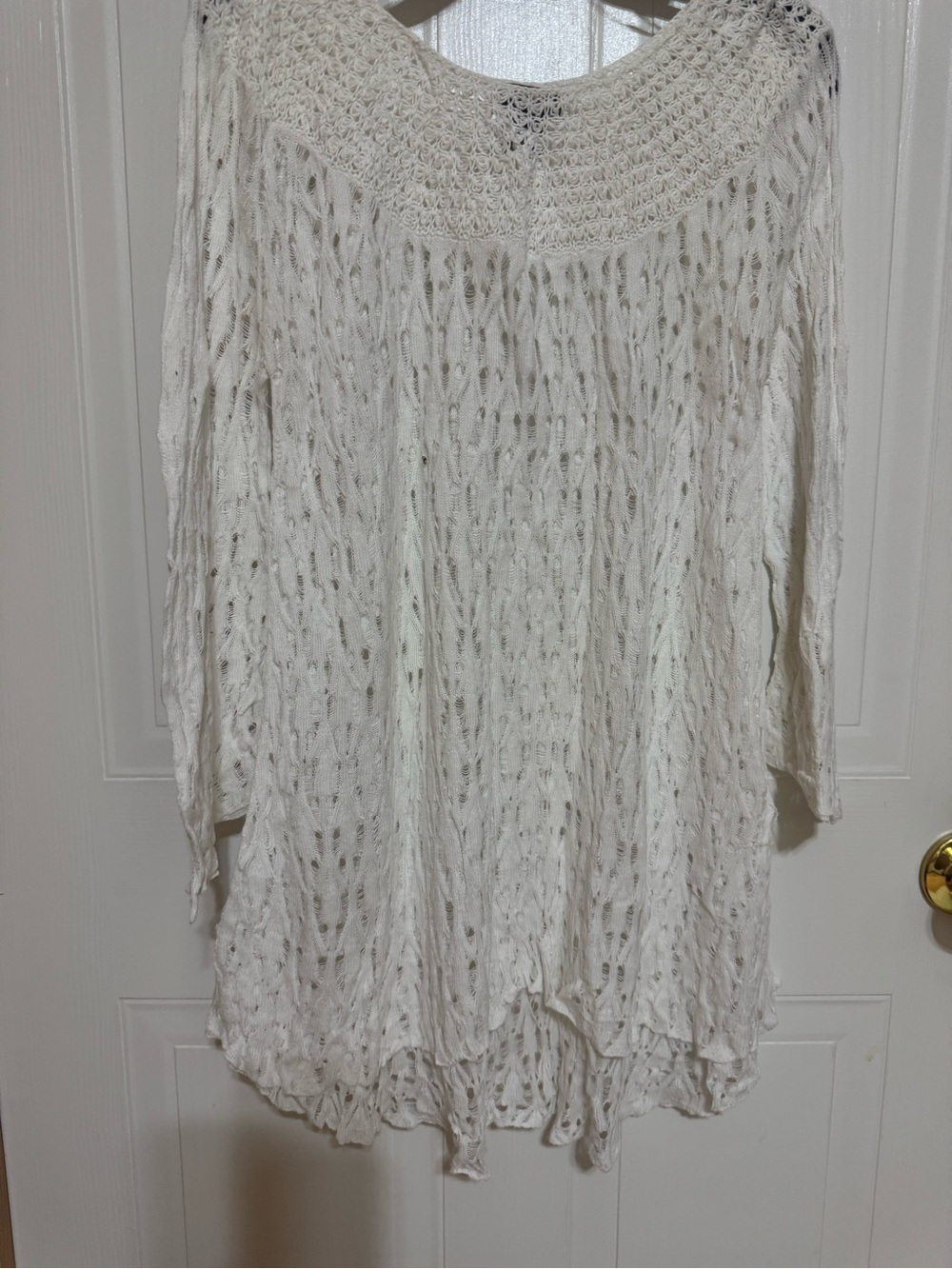 Women's White Crochet Knit Long Sleeve Top